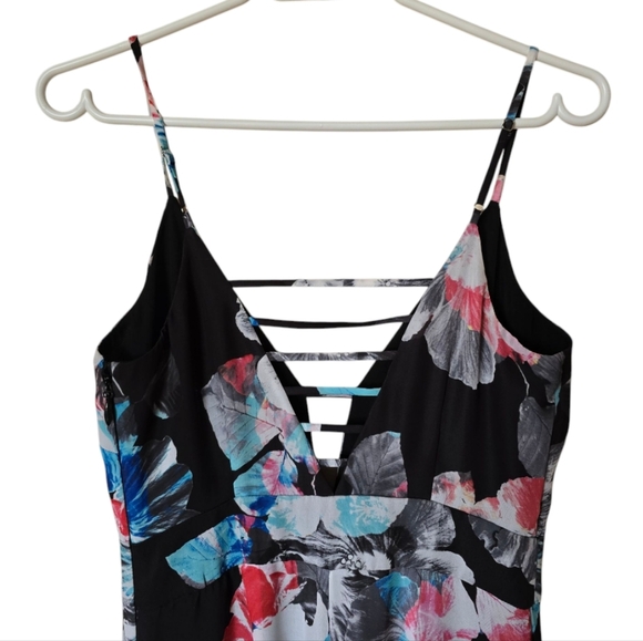 Bebe wide leg spaghetti strap floral jumpsuit size 6 - Picture 5 of 15